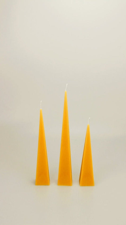 Peak beeswax candle and silicone mould