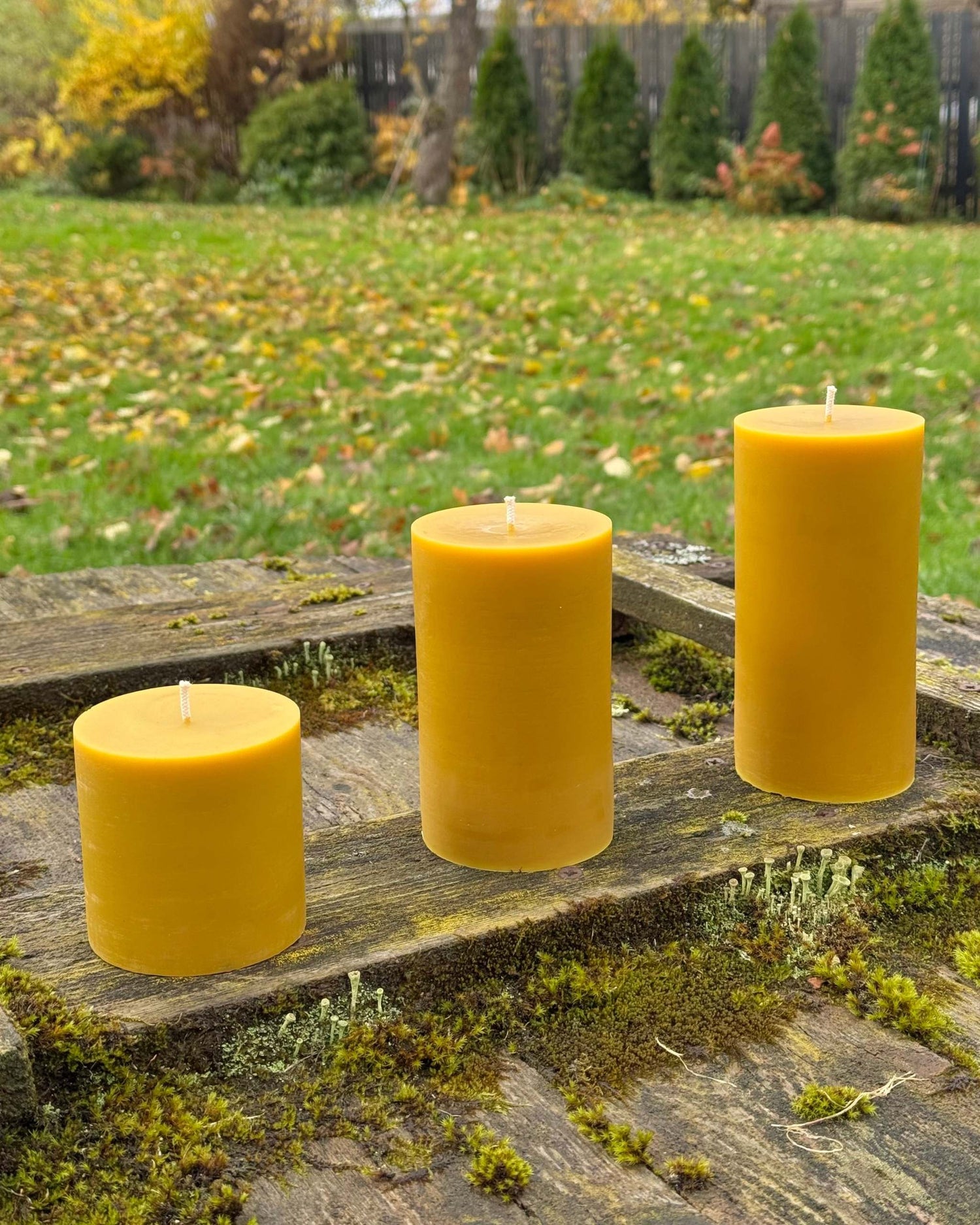 Silicone mold for casting large cylindrical beeswax candles