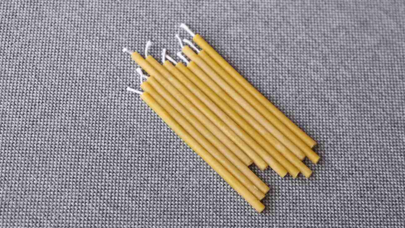 TINY TINY TAPER 10 cm silicone candle mould
