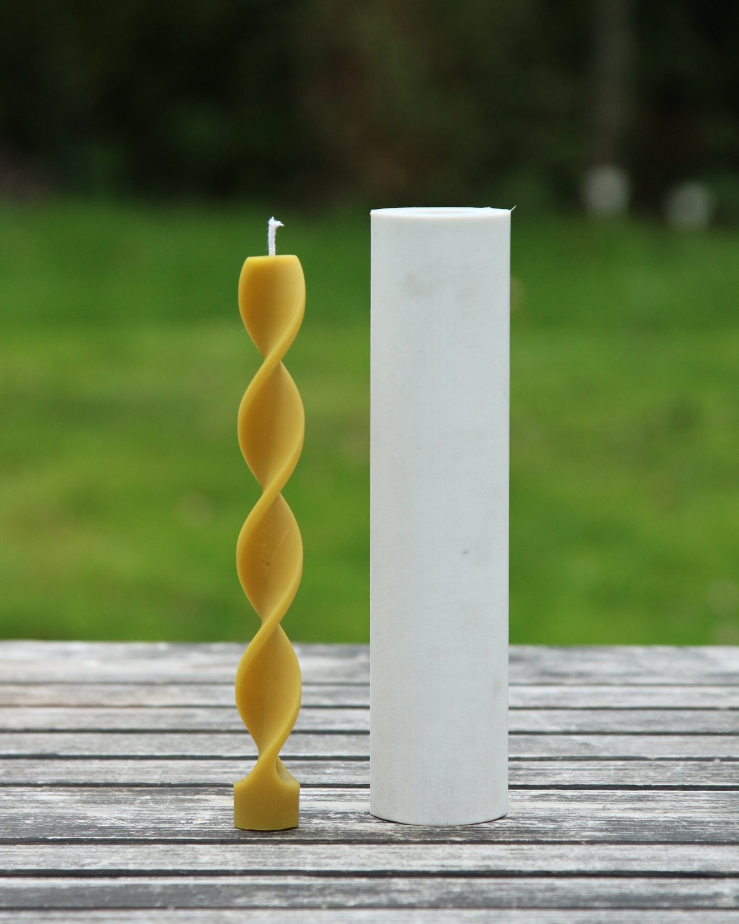 TWISTED PLANE Silicone Candle Molds