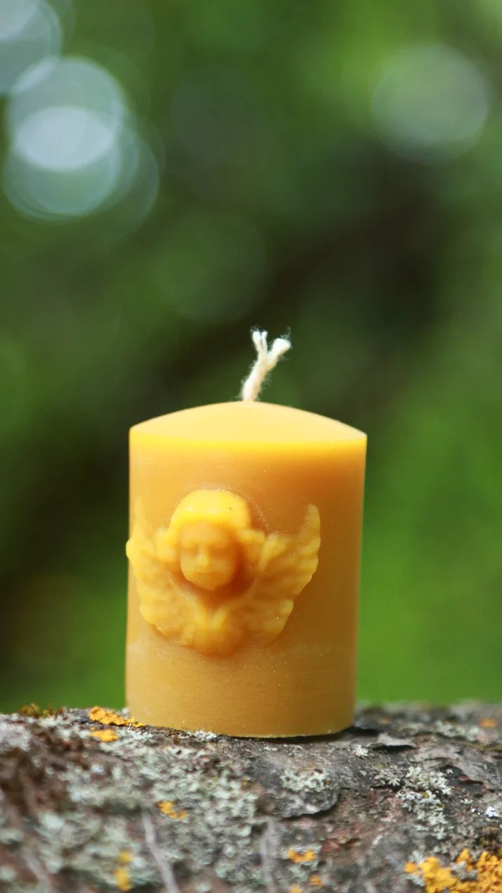 Angel's Face beeswax candle and silicone mould