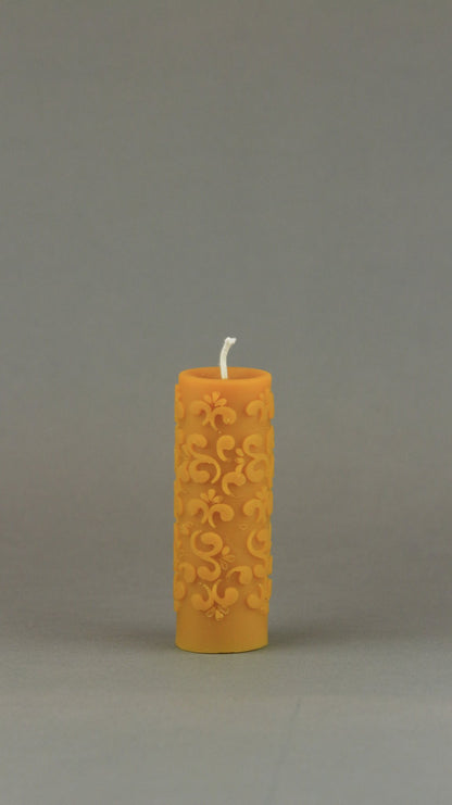 Flowers beeswax candle and silicone mould