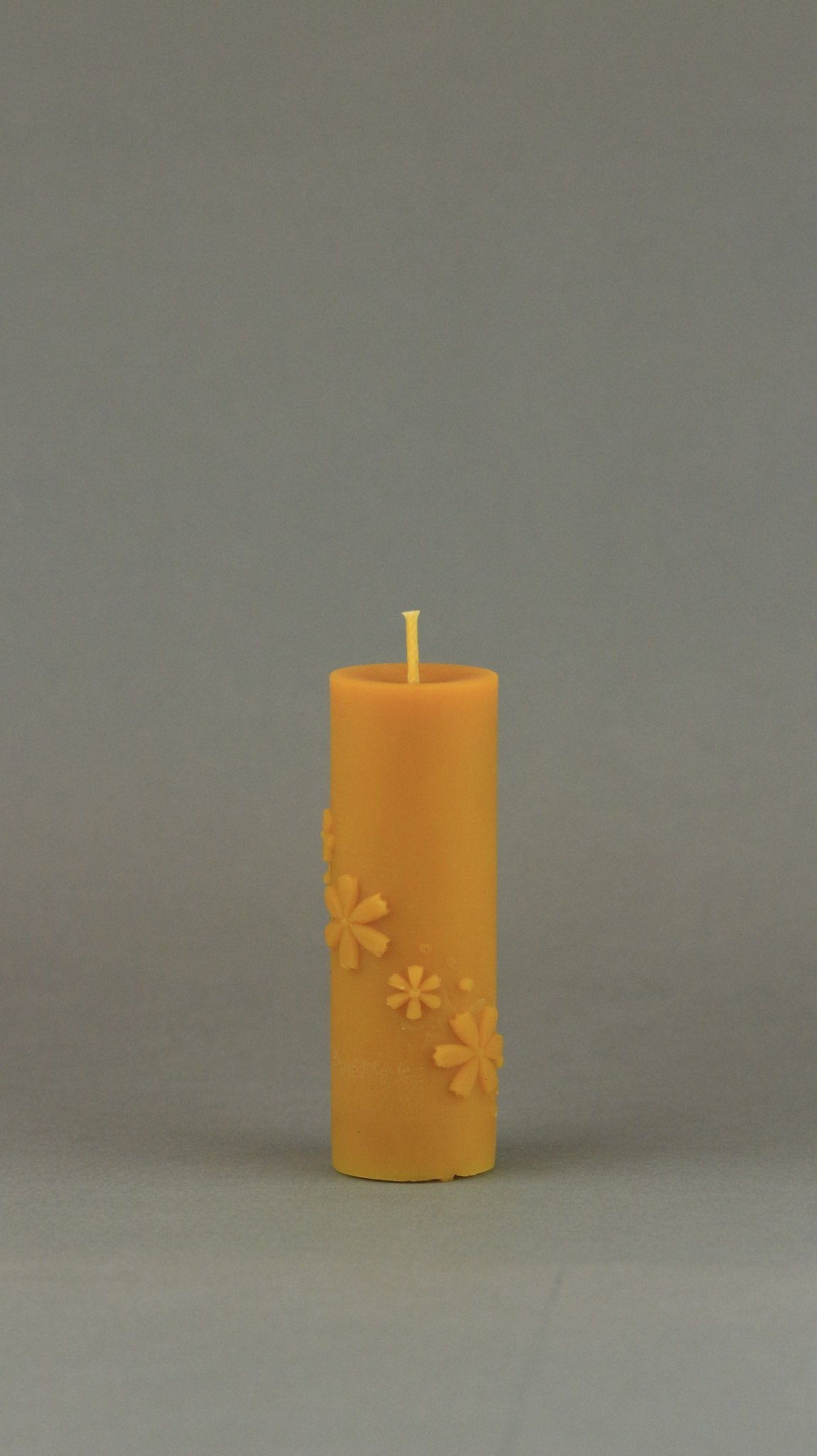 Flowers beeswax candle and silicone mould