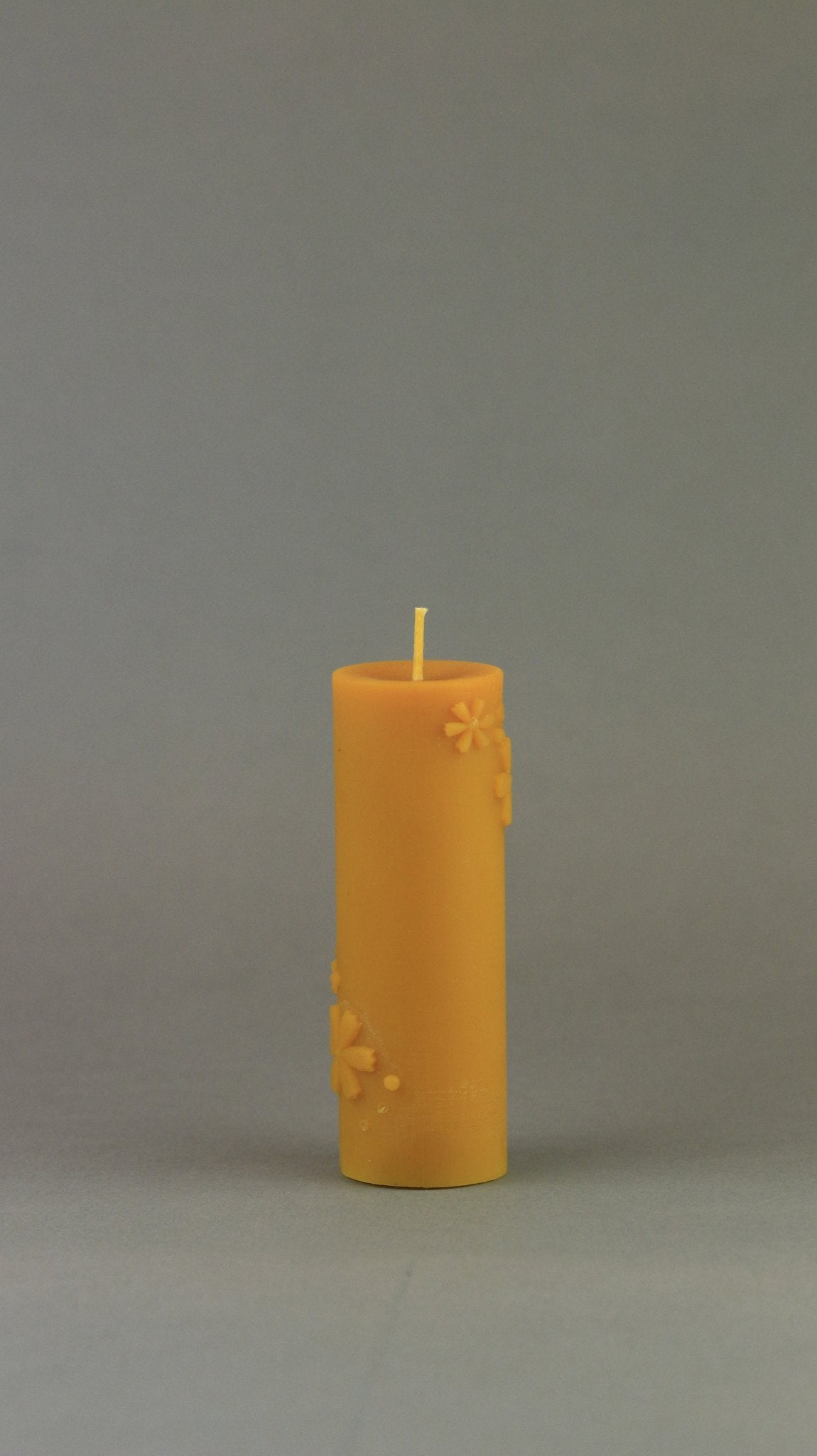 Flowers beeswax candle and silicone mould