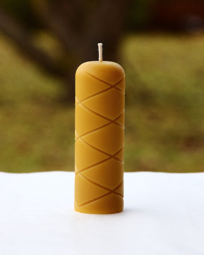 Lonely Bonds beeswax candle and silicone mould