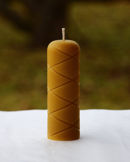 Lonely Bonds beeswax candle and silicone mould