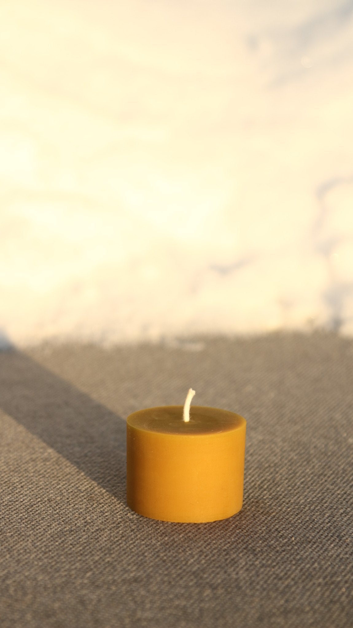 Simple Cylinder beeswax candle and silicone mould