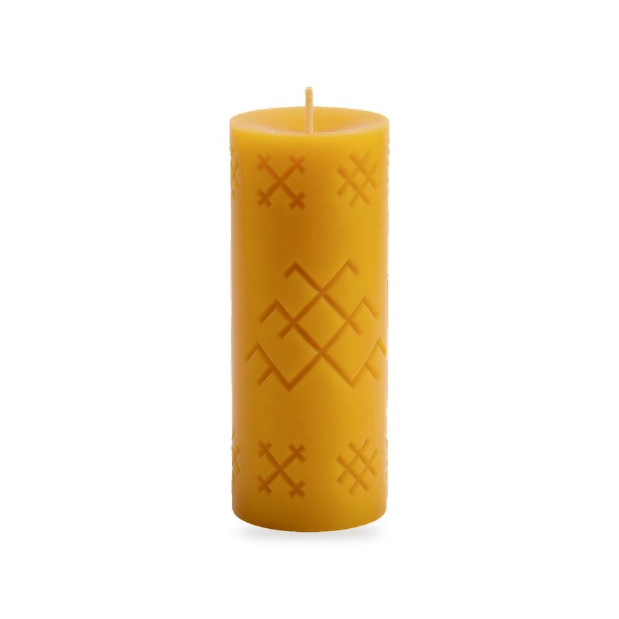 Jumis beeswax candle, white background studio photo