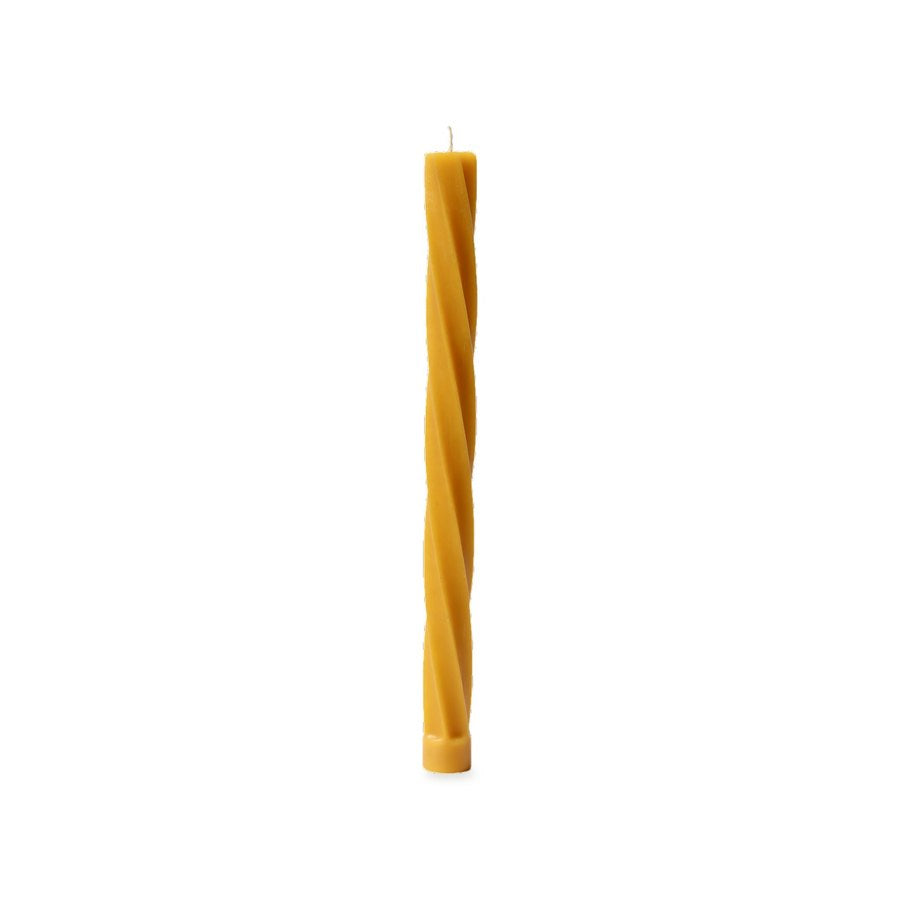 Twisted Daily 29 cm beeswax candle, white background studio photo