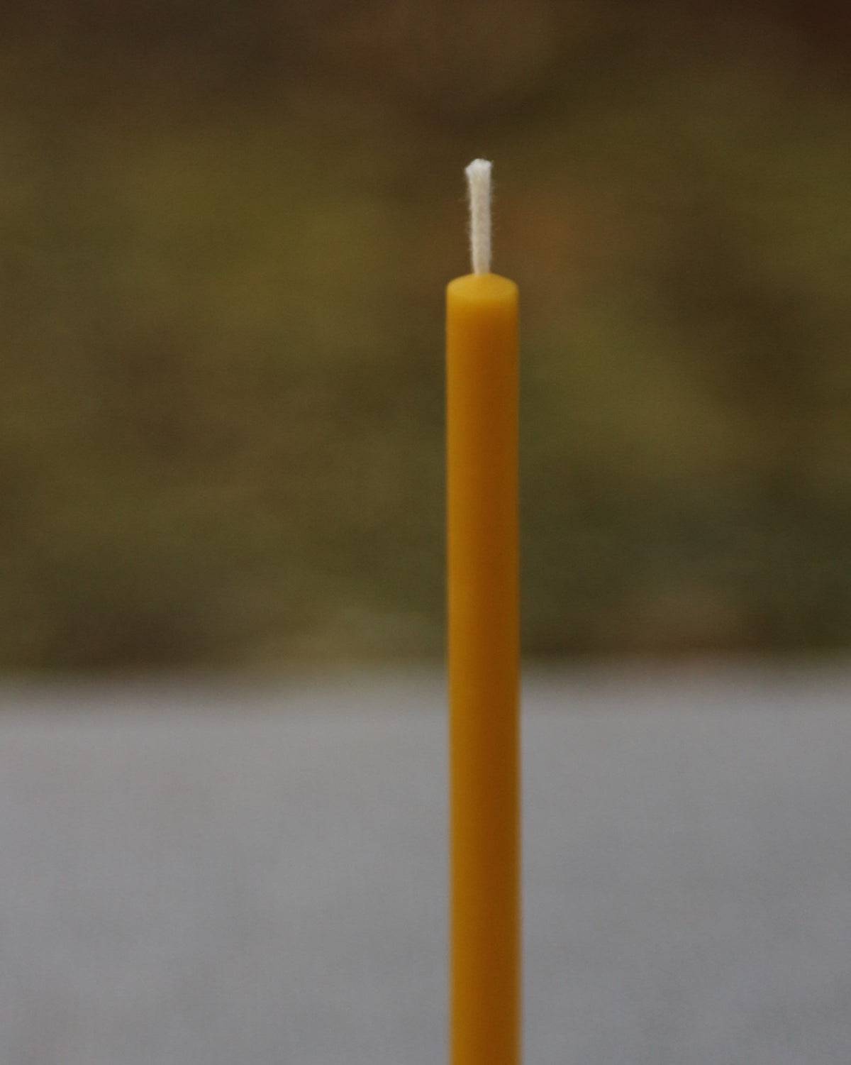 Taper Tiny 18 cm beeswax candle and silicone mould