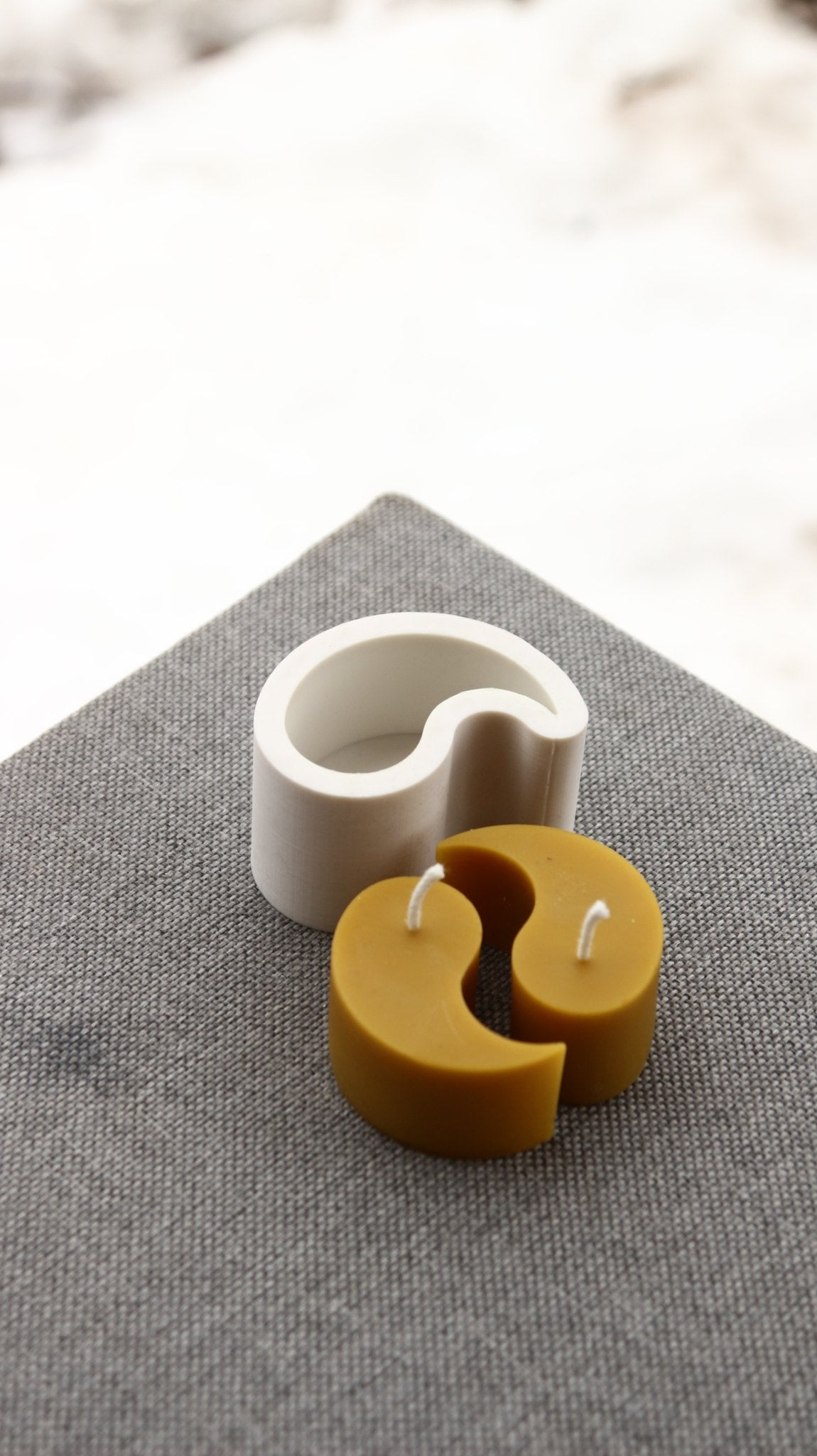 Ying Yang beeswax candle and silicone mould